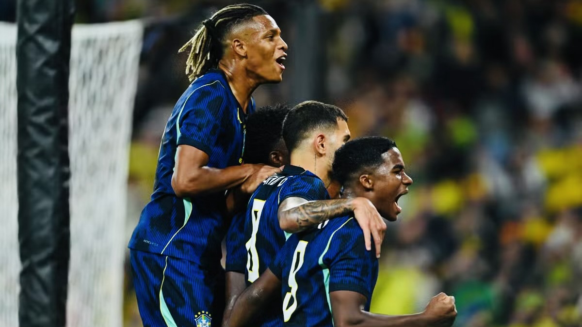 Brazil beat Australia in a six goal game