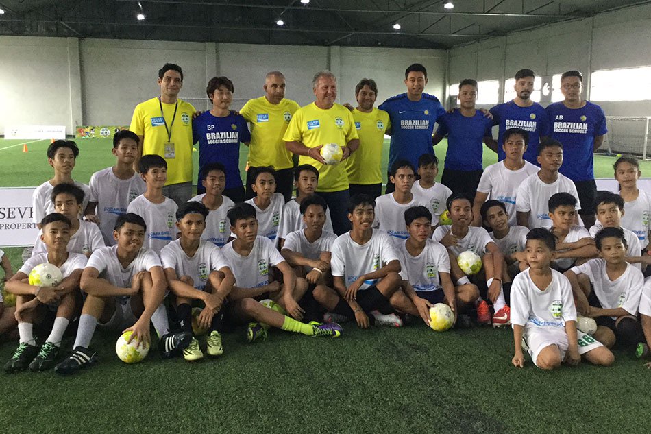 Legend Zico on coaching tour