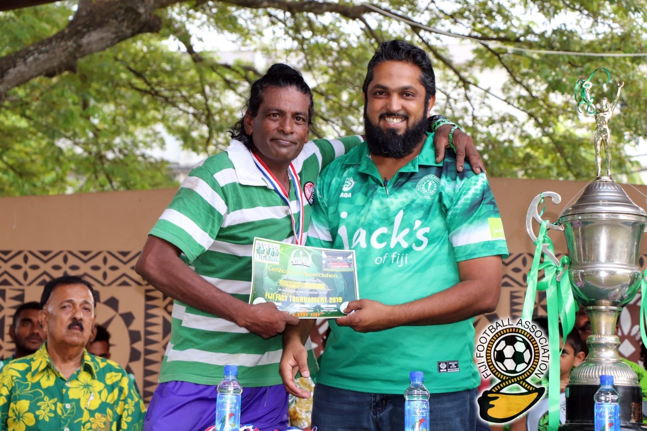 Age is only a number: superfan