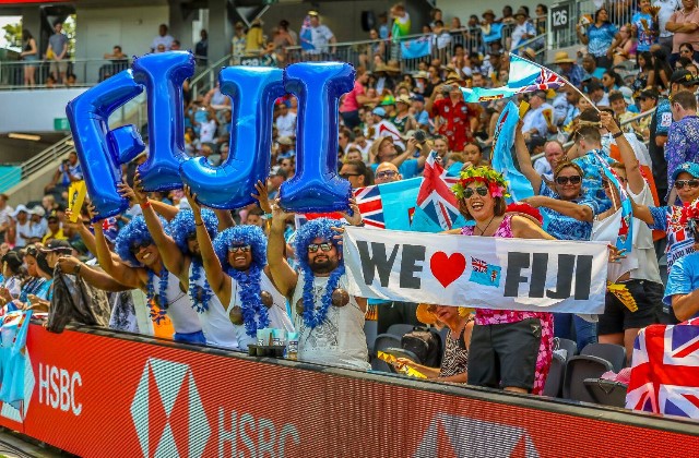 Fan club raises funds for 7s team